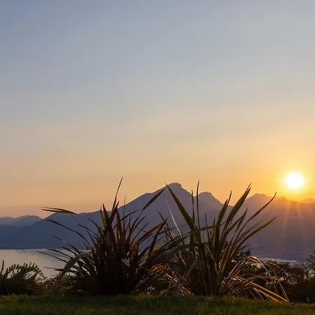 Panzió Favai Hills Your Secret Hideaway Brenzone sul Garda